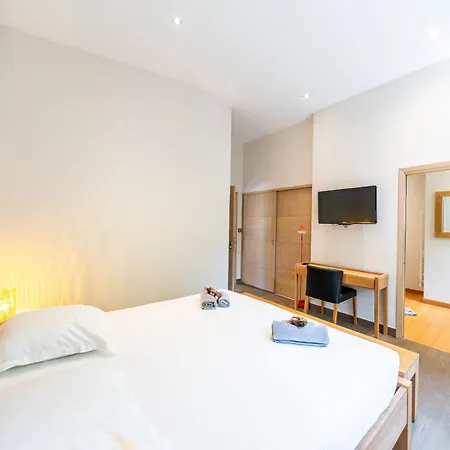 Luxury 6 Bedrooms Swimming Pool Croisette 别墅 戛纳