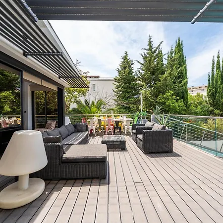 Luxury 6 Bedrooms Swimming Pool Croisette 别墅